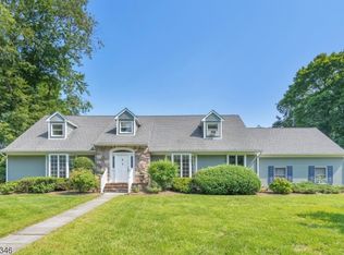 34 Woodmere Dr, Summit, NJ 07901