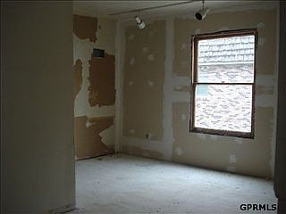 3rd image of 4808 Capitol Ave