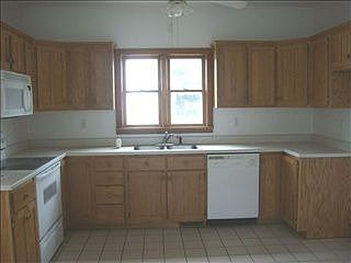 2nd image of 206 1st Ave E