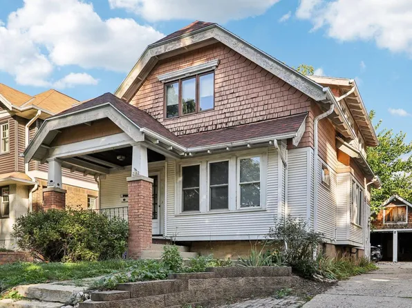 2162 North 63rd STREET, Wauwatosa, WI 53213