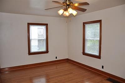 4th image of 2512 N Heidelbach Ave