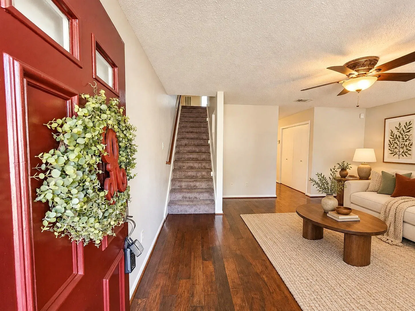 2 bed, 2.5 bath, 1350 sqft, $1,600 — Photo 3
