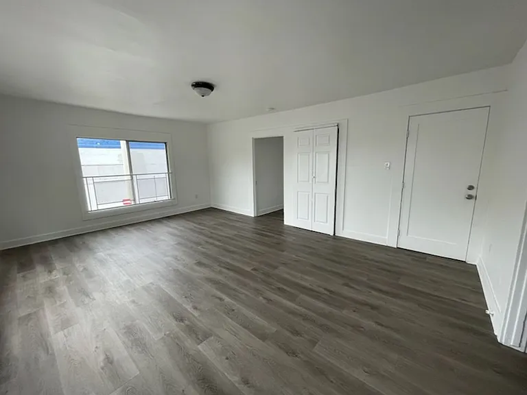 7777 Santa Monica Blvd — Photo 5