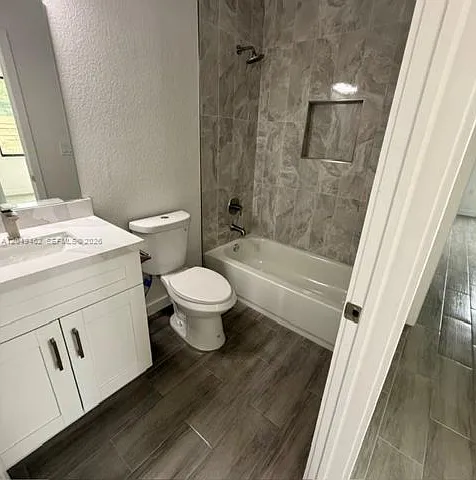 6140 SW 39th St — Photo 5