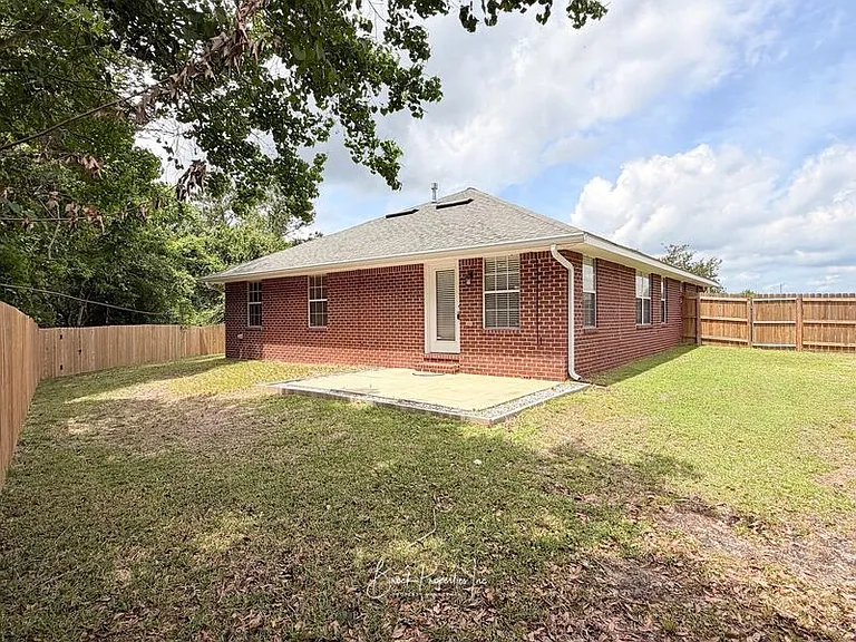 4718 Lemoyne Vis — Photo 24