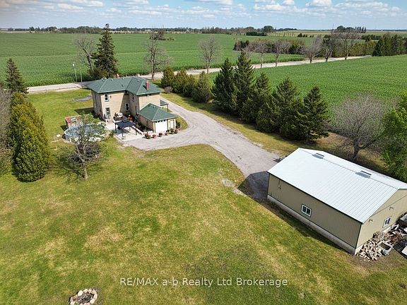 2nd image of 405094 Beaconsfield Rd