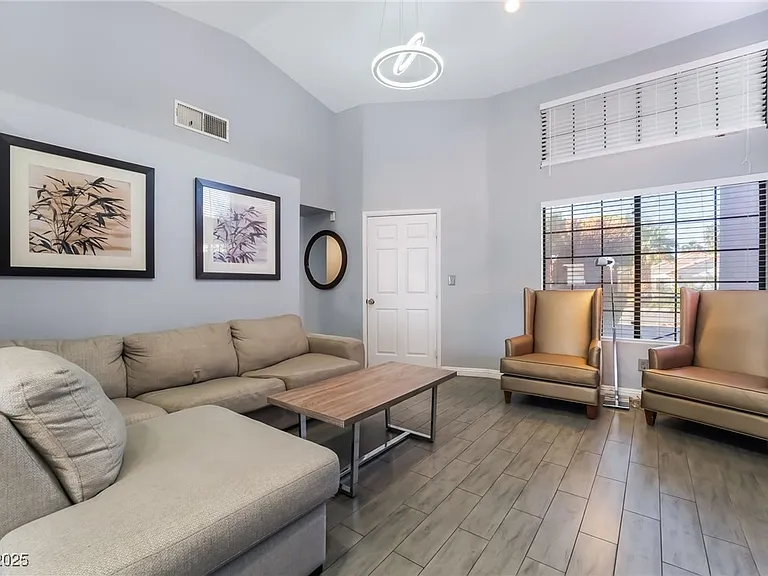 7076 Gunslinger St — Photo 11