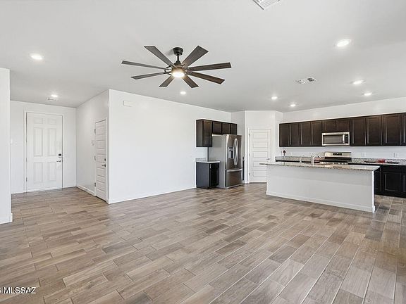 3rd image of 2773 E Calle Tobo