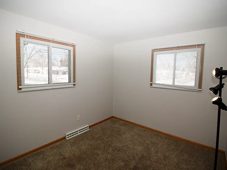 202 Silver Rd — Photo 5