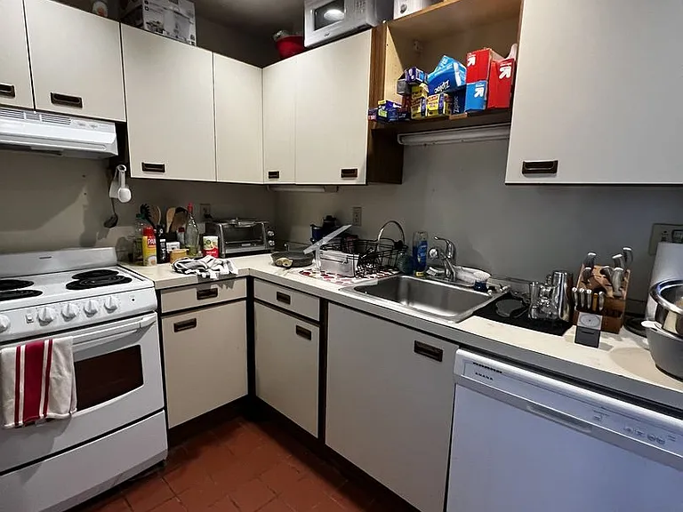 453 Park Dr #3D — Photo 6