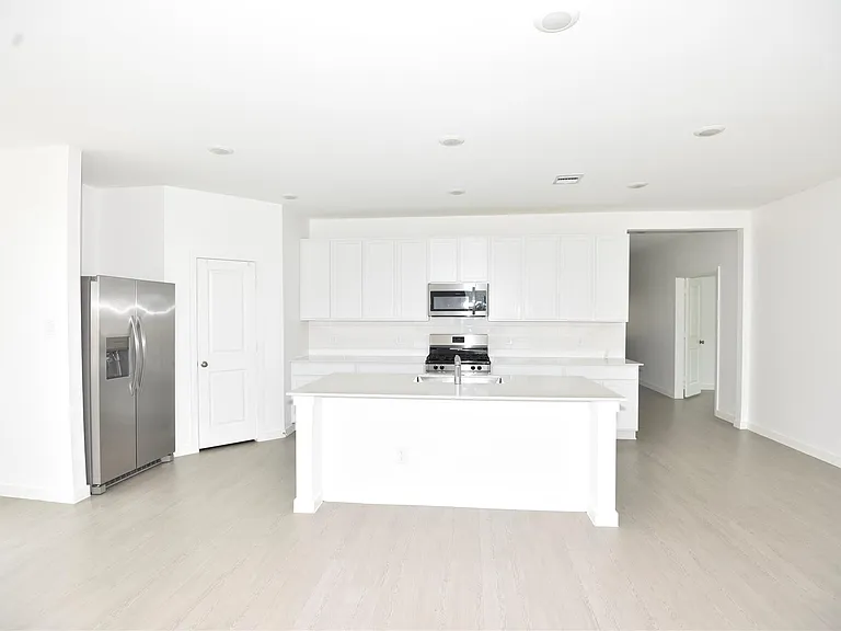 16618 Texas Palmetto Way — Photo 7
