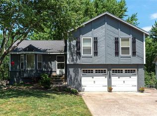 10228 W 49th Pl, Merriam, KS 66203