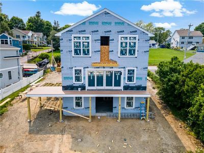 92 King Philip Ave, Bristol, RI, 02809