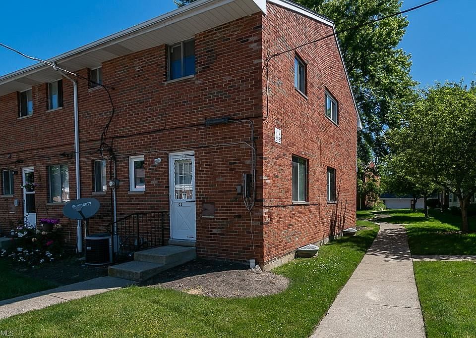 1st image of 27651 Lake Shore Blvd #C-1