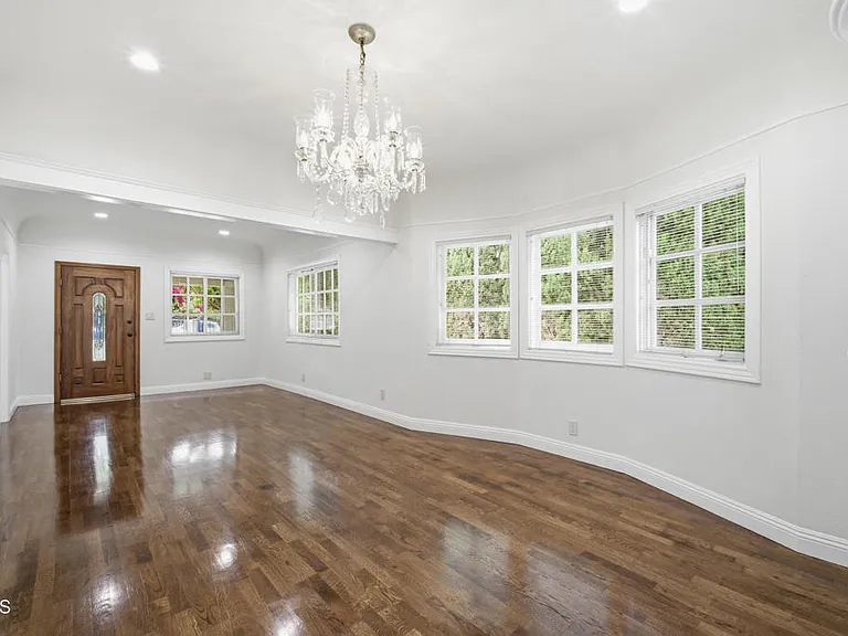 1621 Maltman Ave — Photo 6