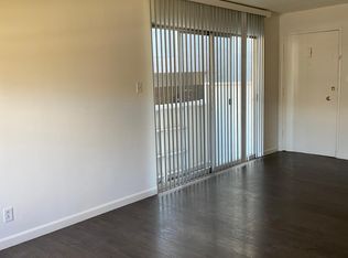 11711 Kiowa Ave APT 1, Los Angeles, CA 90049