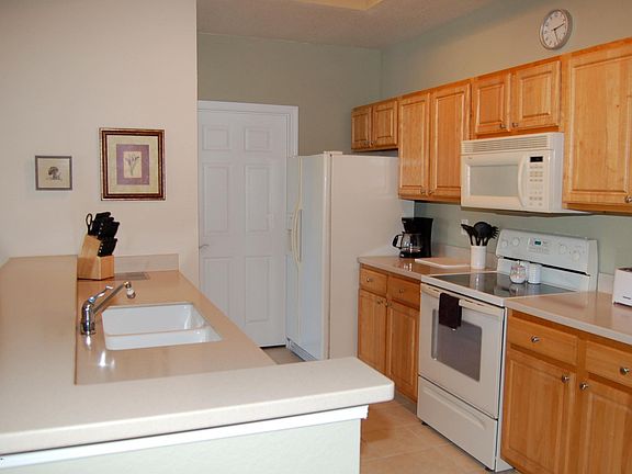 5th image of 10075 GATE Parkway N #2614