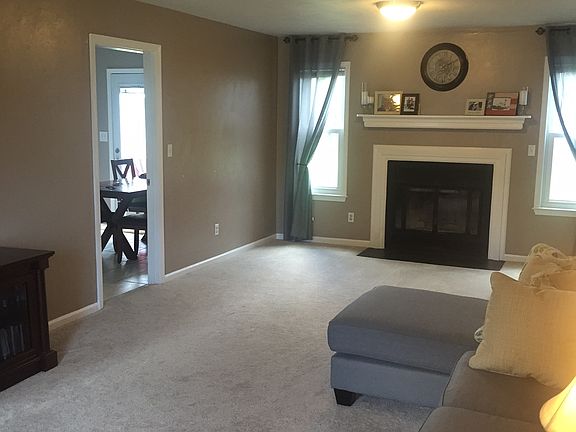 5th image of 1613 Rollins Ct