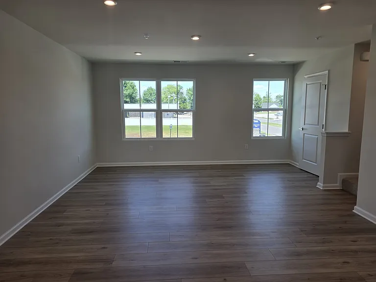 3704 Sophia Ln — Photo 19