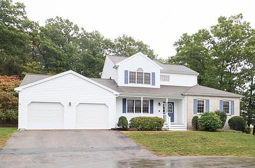 1st image of 7 Crab Apple Ln #7