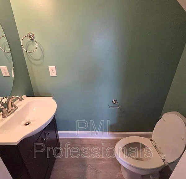 1403 Rebecca Johns Dr — Photo 4