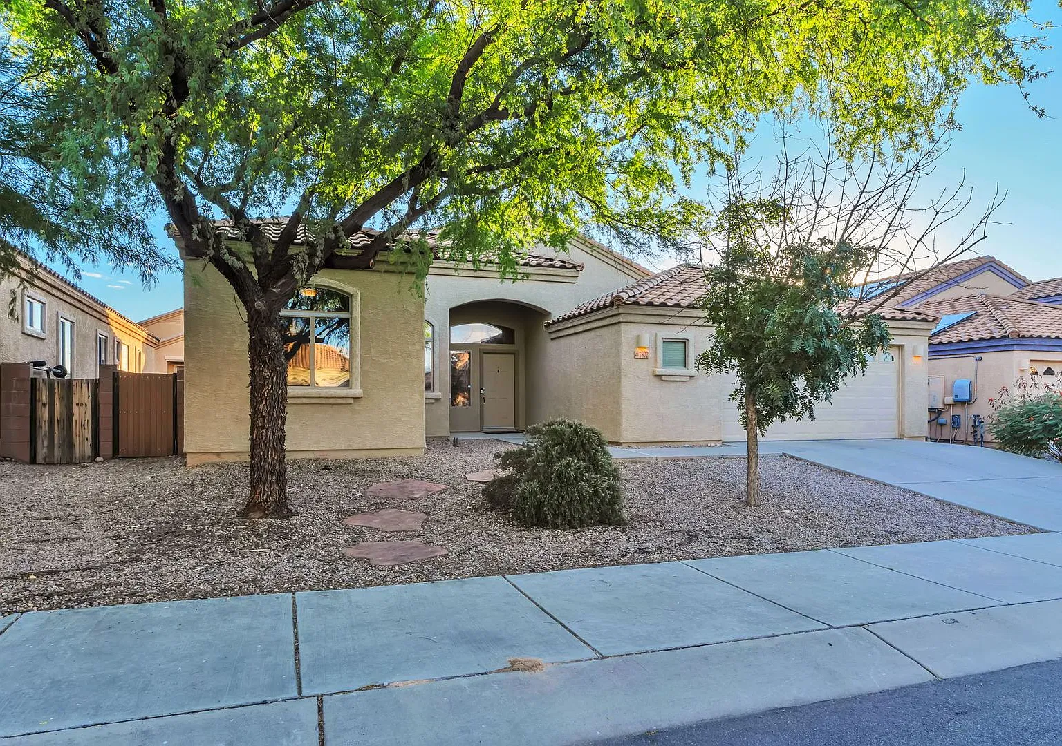 Arizona Homes Rentals and Sales — Photo 2
