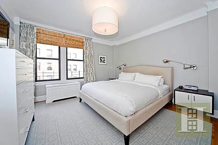 5th image of 114 E 84th St APT 7A