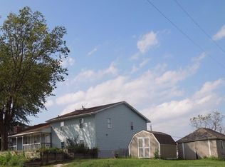 403 Adams St, Yorktown, IA 51656