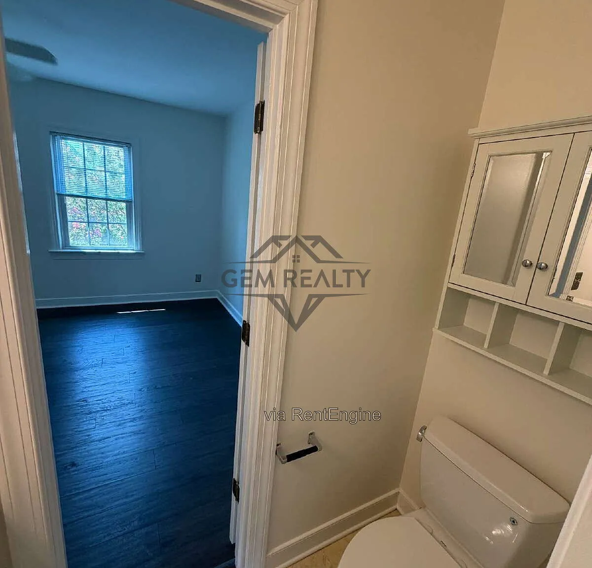 4 bed, 3.0 bath, 1932 sqft, $2,900 — Photo 3