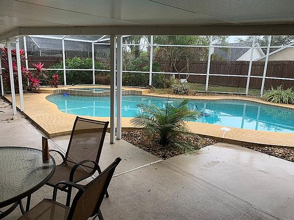 4th image of 407 Barrywood Ln