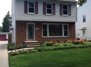 17325 Stockbridge Ave, Cleveland, OH