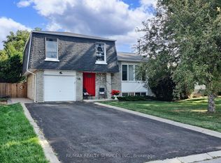 16 Grassington Cres, Brampton, ON L6S 1Z6