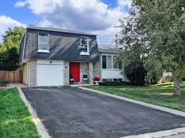 16 Grassington Cres, Brampton, ON L6S 1Z6