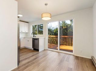 19718 50th Ave W #4, Lynnwood, WA 98036