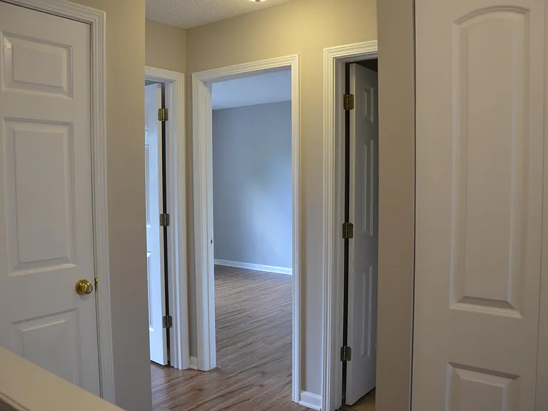 Laundry and Linen closet - upstairs