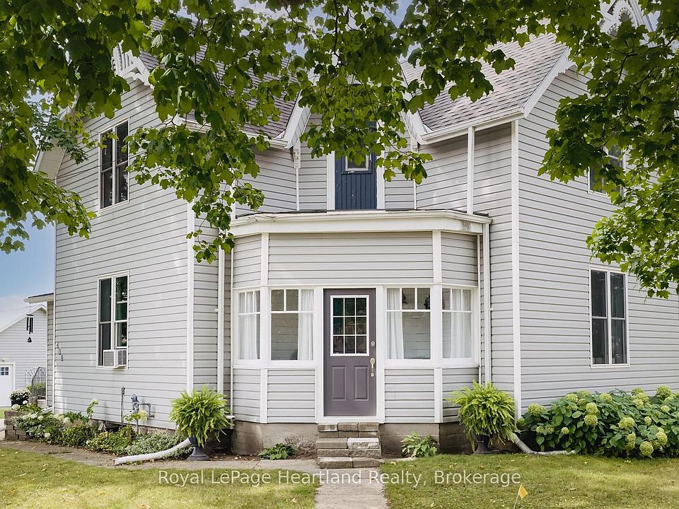 1st image of 409 Gypsy Ln