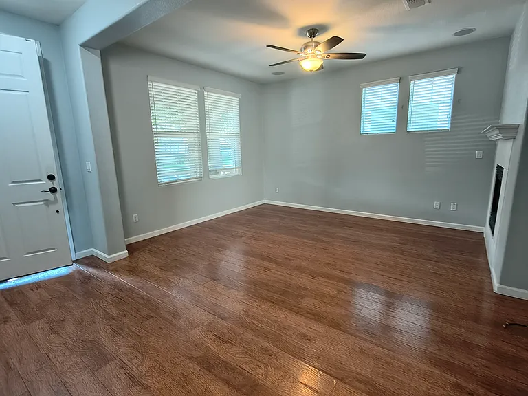 4960 Madamin Way — Photo 2
