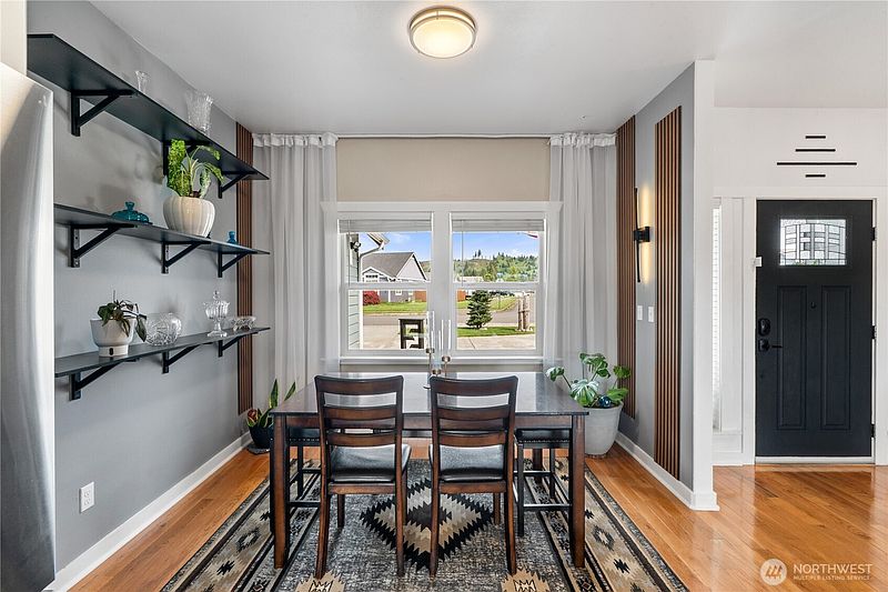 3rd image of 230 Swiss Avenue
