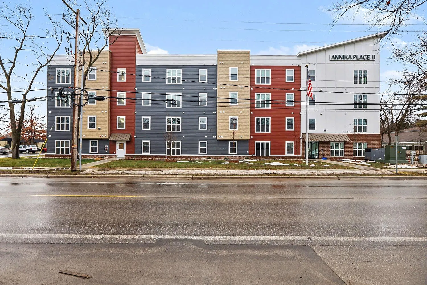 Annika Place II — Photo 2