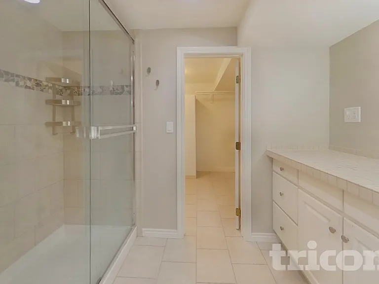 564 Mars Ct — Photo 13