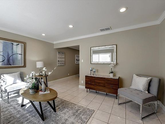 2nd image of 2669 Rosalinda Ct