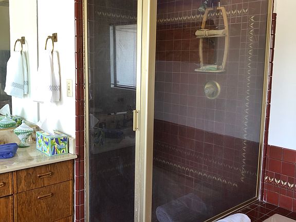 3rd image of 6481 Odin St