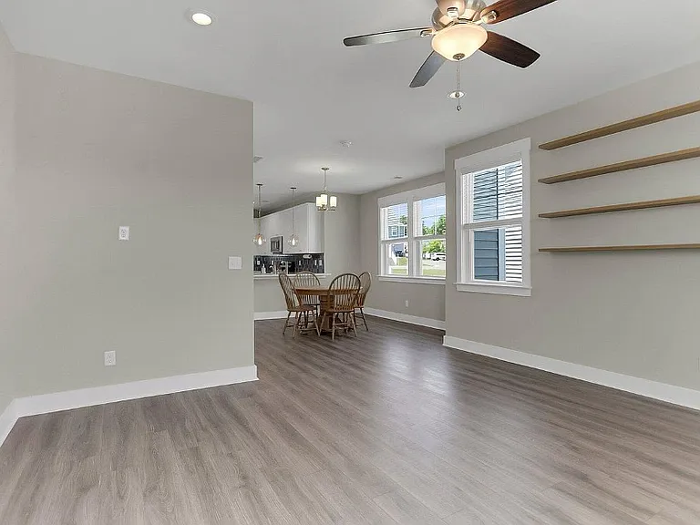 3935 Four Poles Park Dr — Photo 23