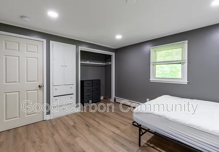 42 Water St — Photo 4