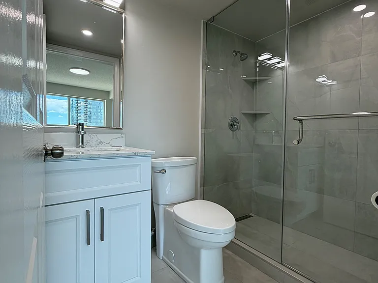7 Lorraine Dr #612 — Photo 20