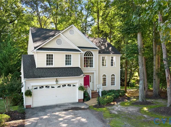 9148 Kings Charter Dr, Mechanicsville, VA 23116