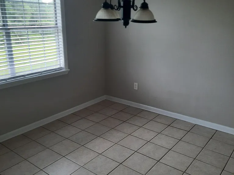 814 Smokey Rd — Photo 4