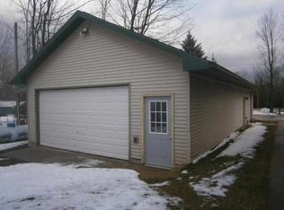 6039 Co Rd 550, Marquette, MI 49855