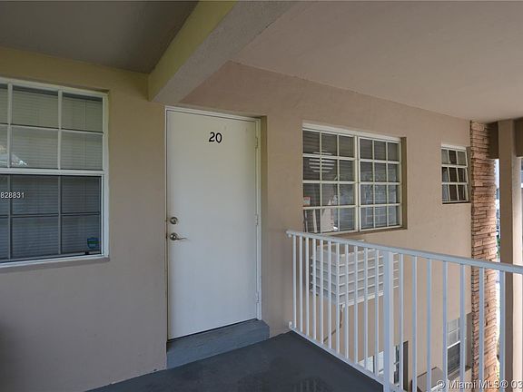 3rd image of 6511 Santona St #C20