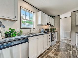 2752 W North Union Rd #130, Midland, MI 48642